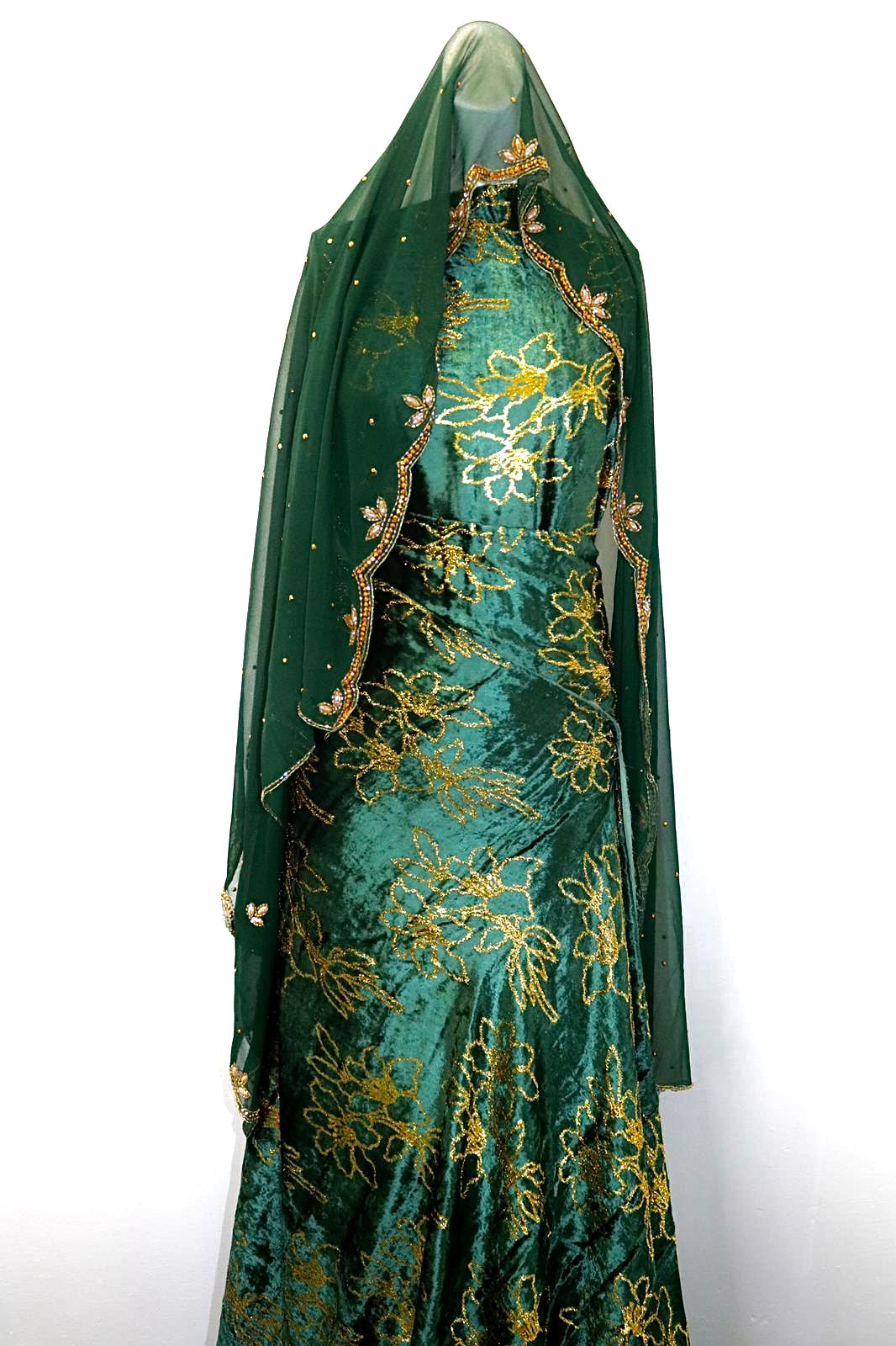 Dirac - Maqbal Yellow Gold White Full Set main image 0